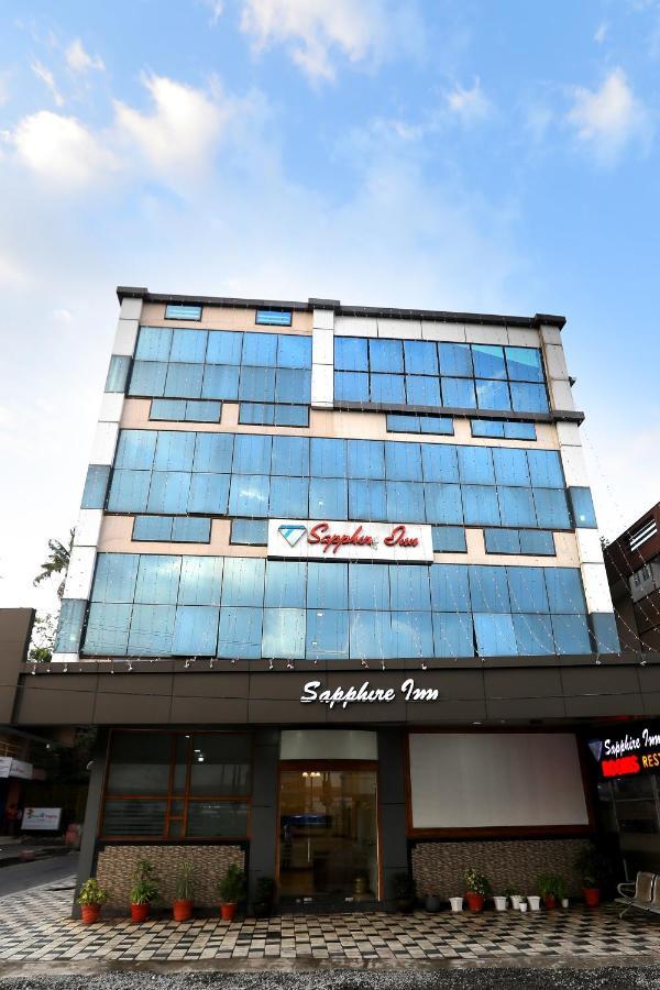 Sapphire Inn Nedumbassery Exterior photo